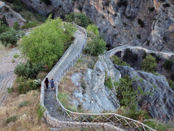 Trekking tra Canyon e Cascate della Calabria TOUR ITALIA