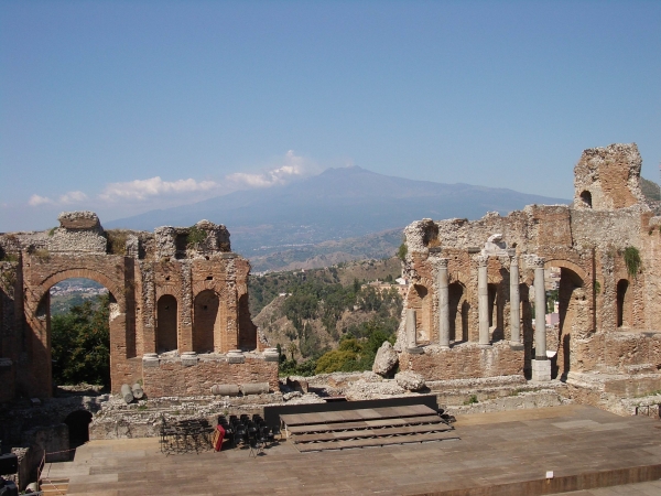 Tour Antiche civiltà sotto l'Etna TOUR ITALIA
