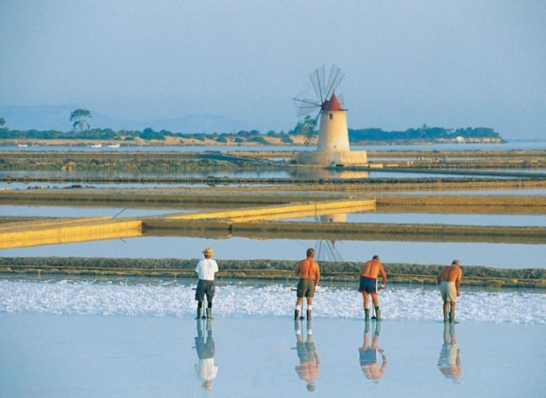 Week end Sicilia Araba: Saline di Marsala ed Erice TOUR ITALIA