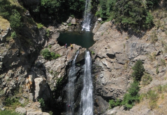 Viaggio tra boschi e cascate d'Aspromonte TOUR ITALIA